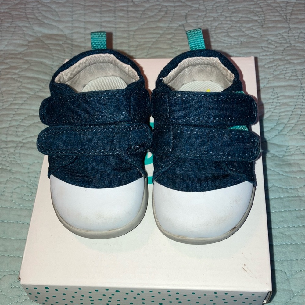 Ten Little First Walkers Navy Size 4